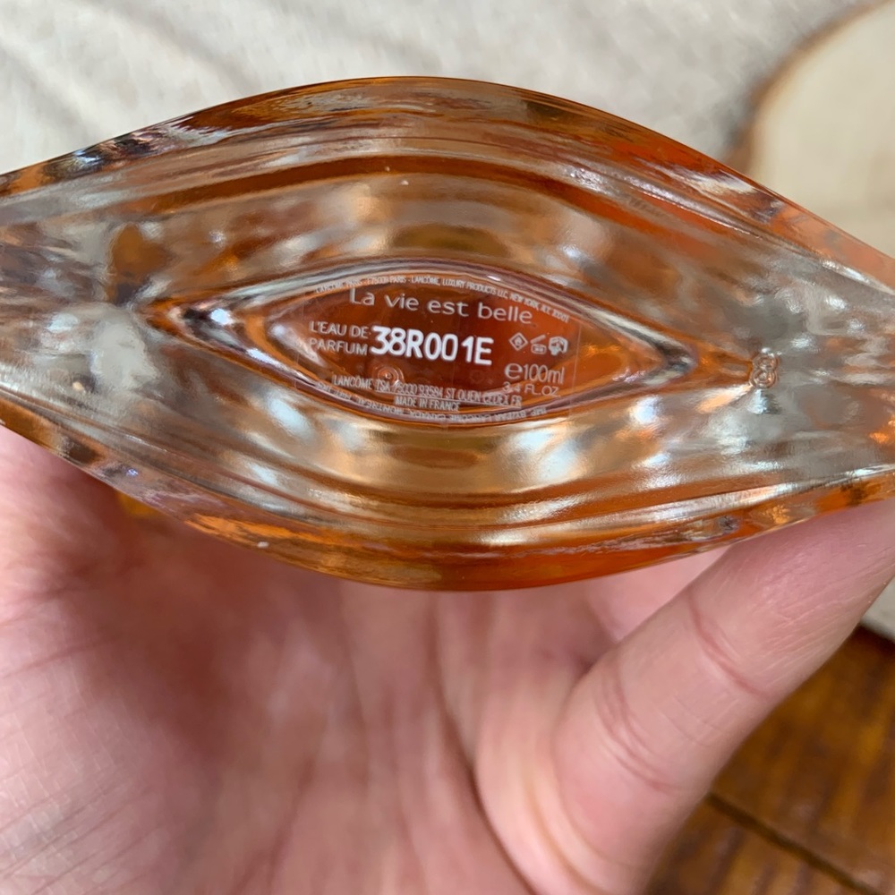 La vie eat belle Perfume